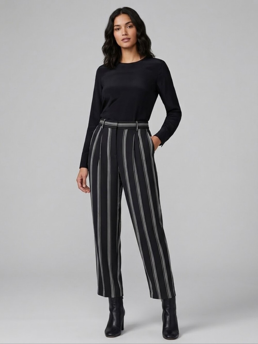 Vince Camuto Black Pinstripe High Rise Pleated Ankle Pants Size 12 Office